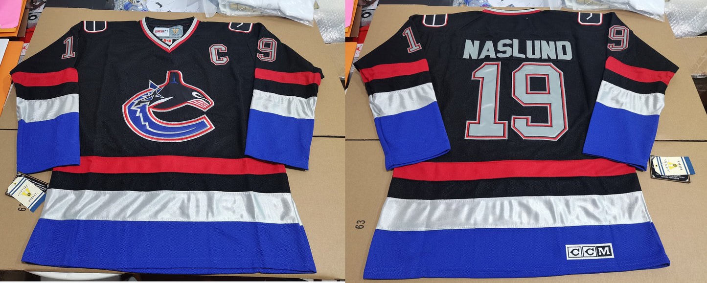 Men's Vancouver Canucks Markus N?slund #19 Black Game jersey