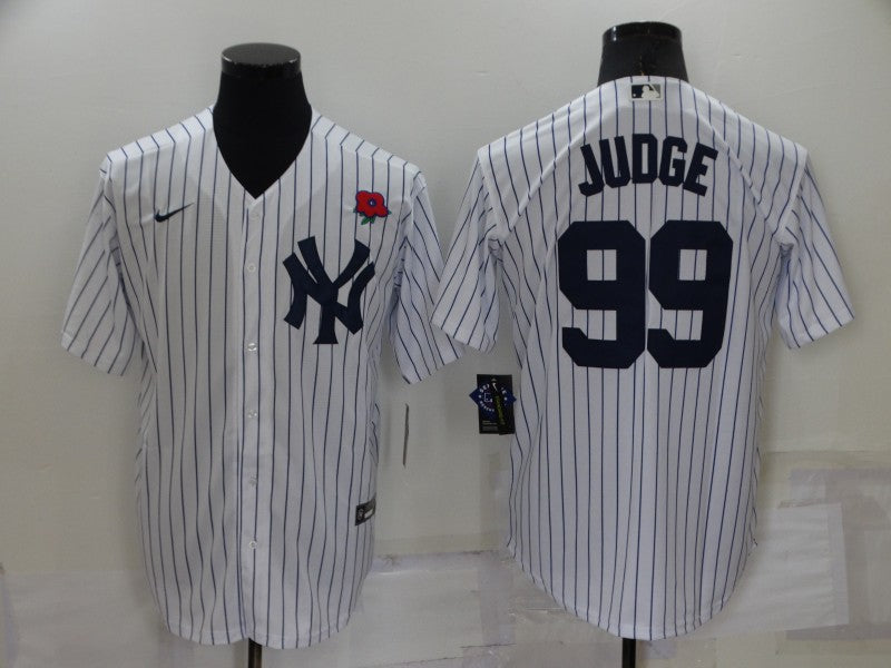 Men's New York Yankees Aaron Judge #99 White Replica Player jersey