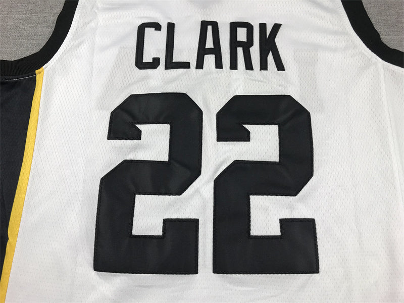 Men's Iowa Hawkeyes Caitlin Clark #22 White Replica Player Jersey