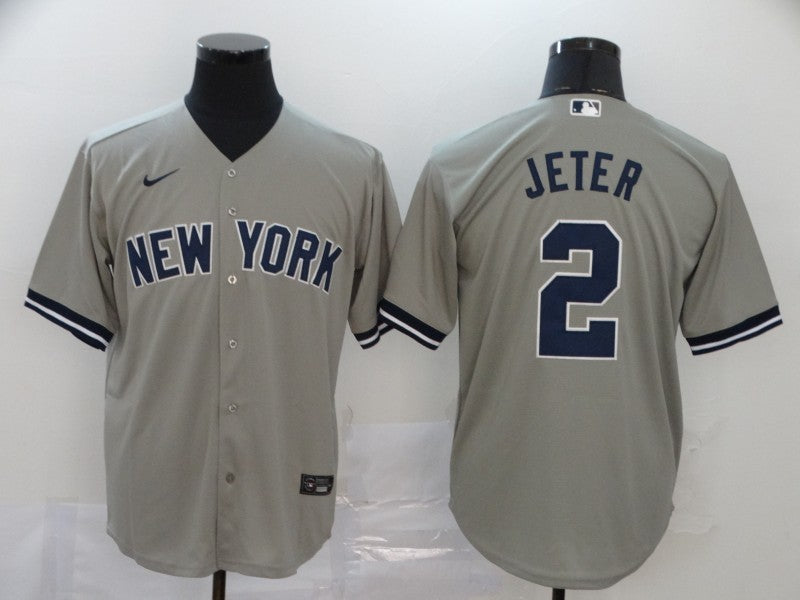Men's New York Yankees Derek Jeter #2 Gray Replica Baseball jersey