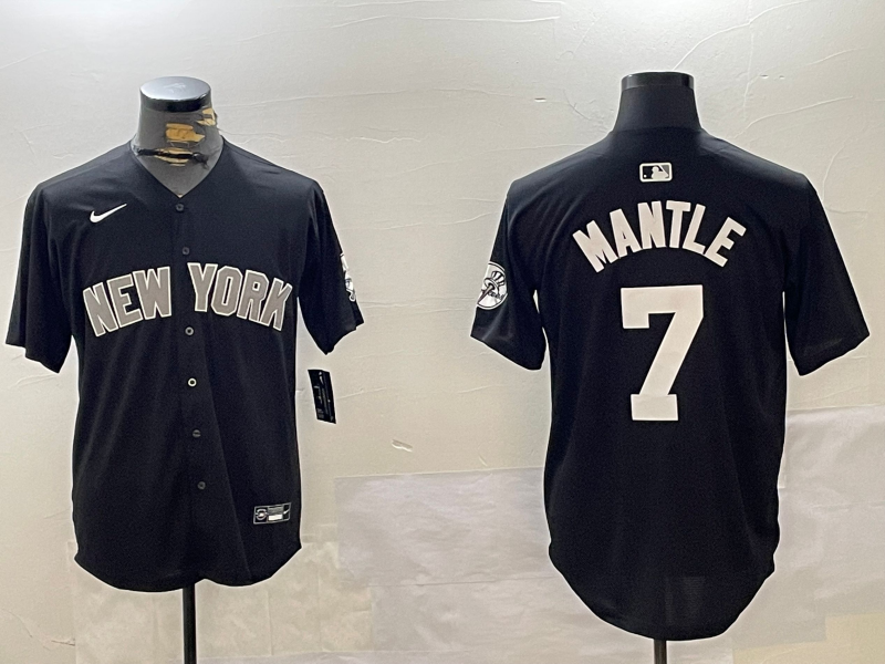 Men's New York Yankees Mickey Mantle #7 Black Game jersey