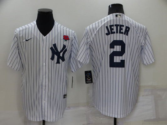 Men's New York Yankees Derek Jeter #2 White Replica Player jersey