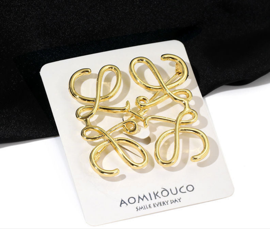 Designer Brooch Pins