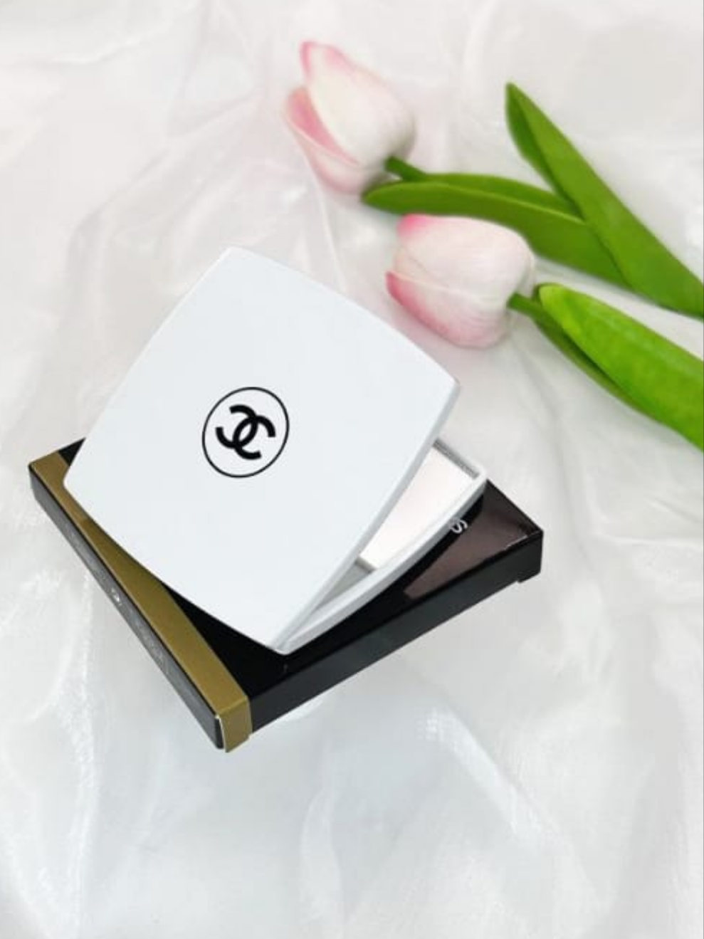 Designer Mirror Compact