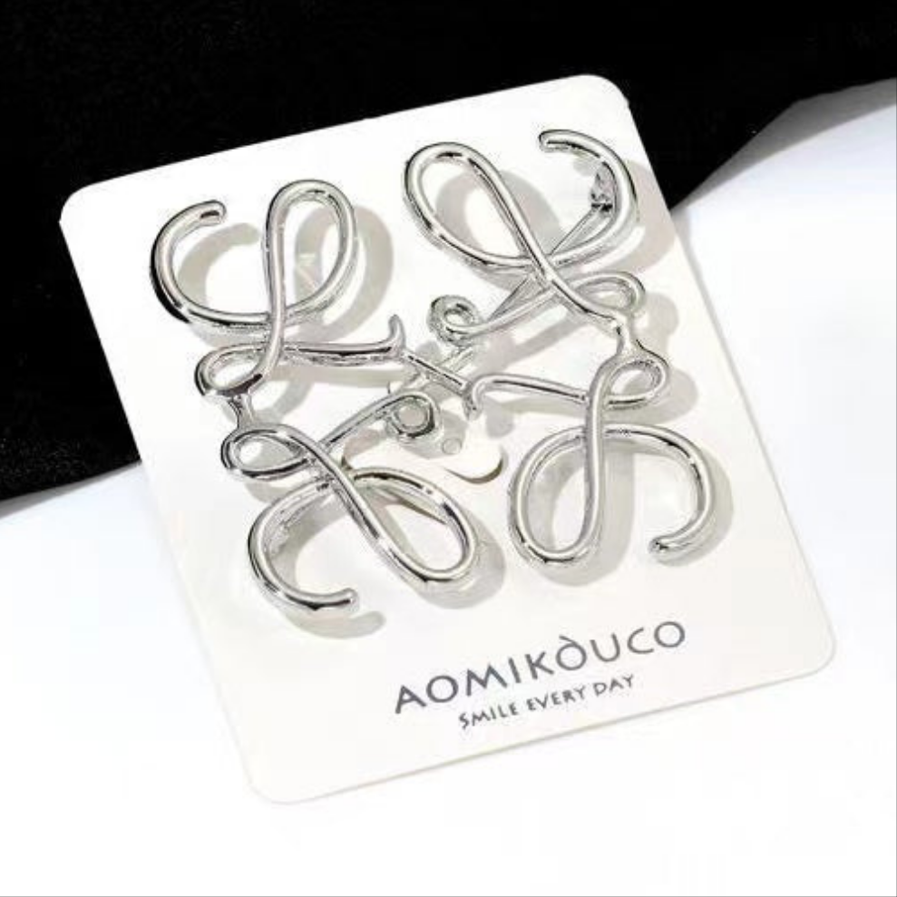 Designer Brooch Pins