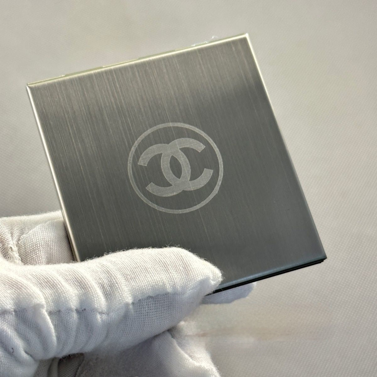 Designer Mirror Compact