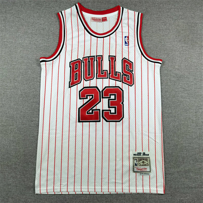 Men's Chicago Bulls Michael Jordan #23 White 1995-96 Hardwood Classics Authentic Jersey