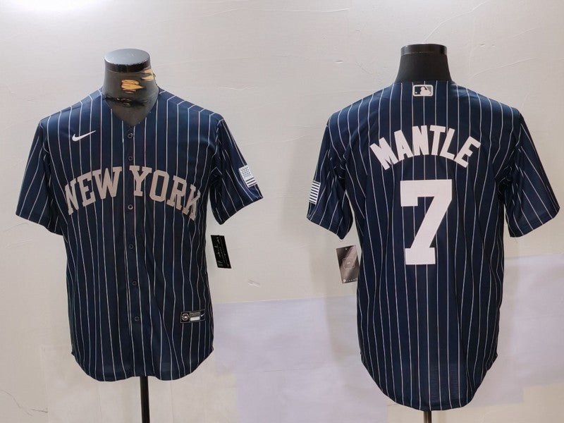 Men's New York Yankees Mickey Mantle #7 Navy Player jersey