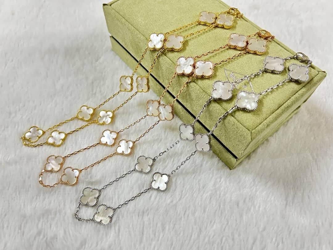 VC Designer Gold Necklace